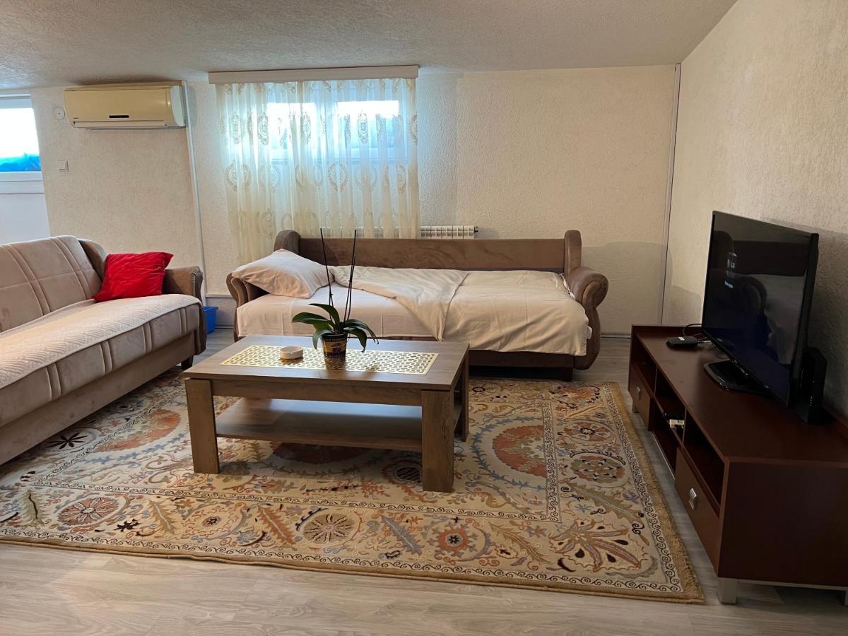 Ferienwohnung Apartman Centar Novi Pazar Exterior foto